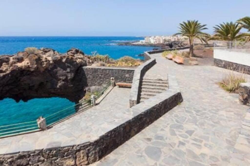 Cozy One Bedroom Apartment With Spacious Terrace. Pool And Garden View コスタ・デル・シレンチオ エクステリア 写真
