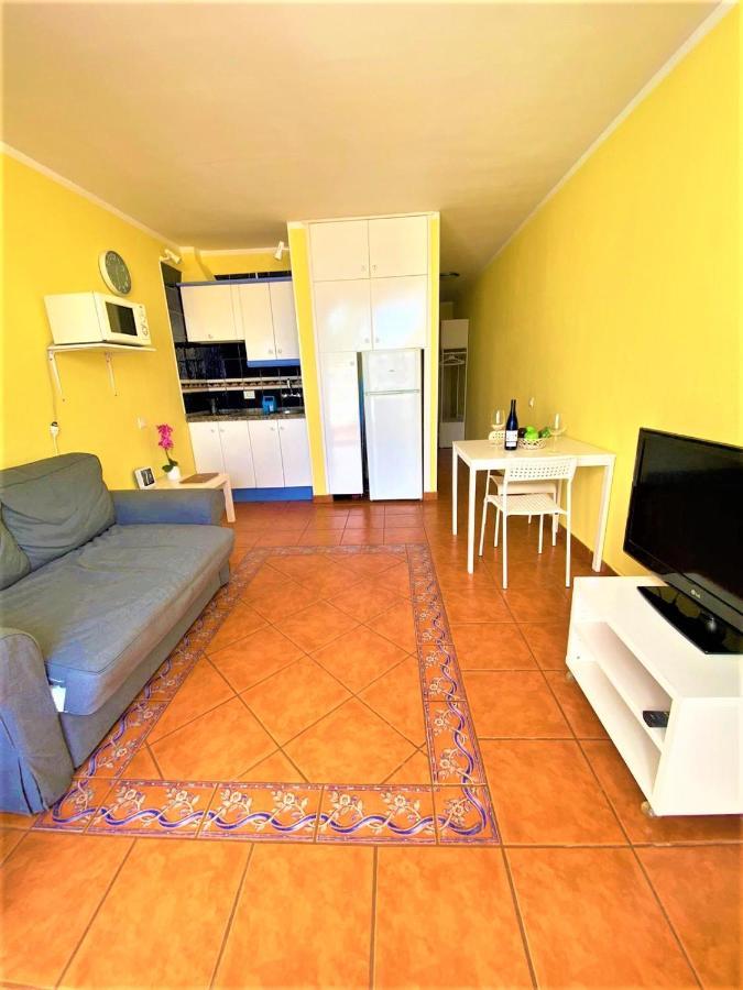 Cozy One Bedroom Apartment With Spacious Terrace. Pool And Garden View コスタ・デル・シレンチオ エクステリア 写真